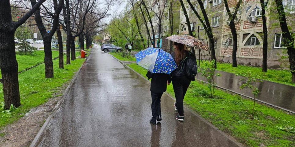 
                    Казгидромет предупредил жителей ВКО
                