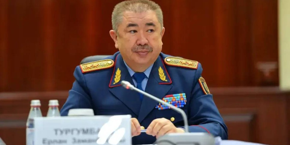 
                    Экс-глава МВД Тургумбаев арестован
                