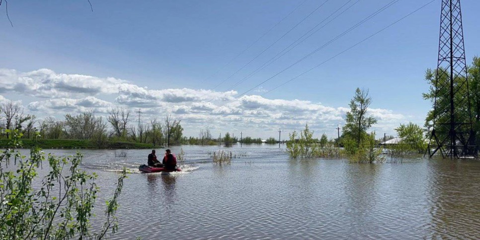 
                    Паводковую воду из России направили в Западный Казахстан
                