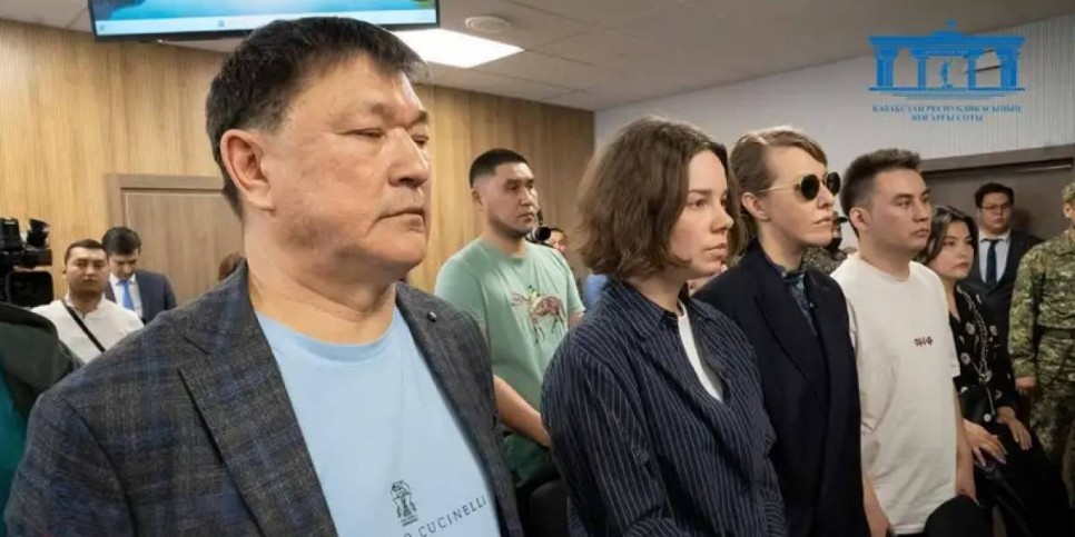 
                    Собчак пояснила свое появление на суде Бишимбаева: Мы ни с кем не связаны
                