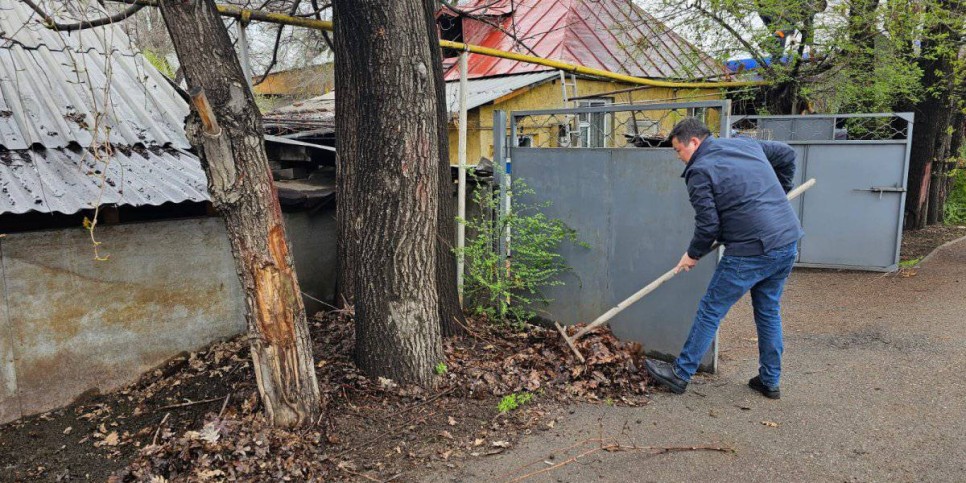 
                    «Алматы – наш общий дом»: предприниматели Ауэзовского района в рамках акции «Помоги ближнему» поддержали социально уязвимых граждан
                