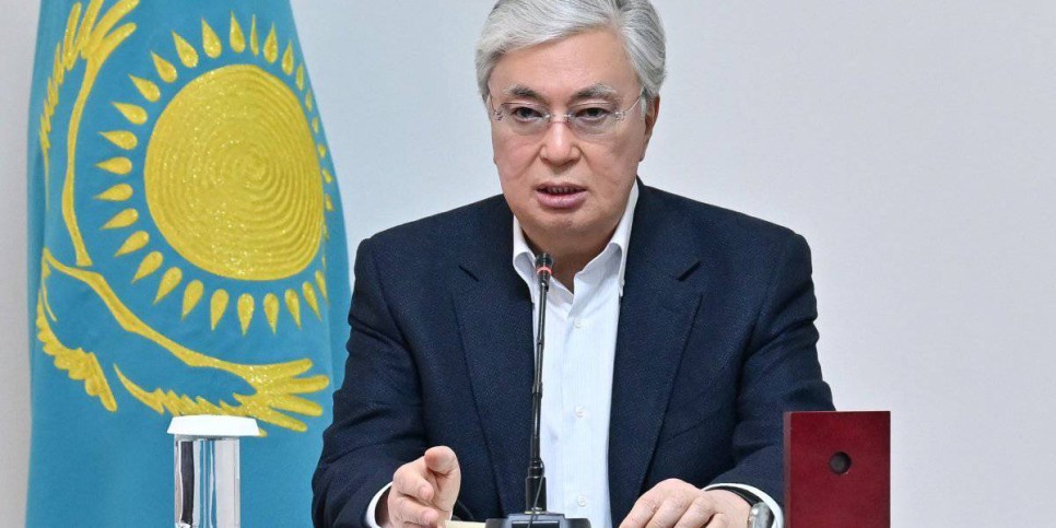 
                    Токаев сегодня выступит с обращением
                