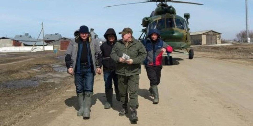 
                    Взрывные работы провели на реке Уба в области Абай
                