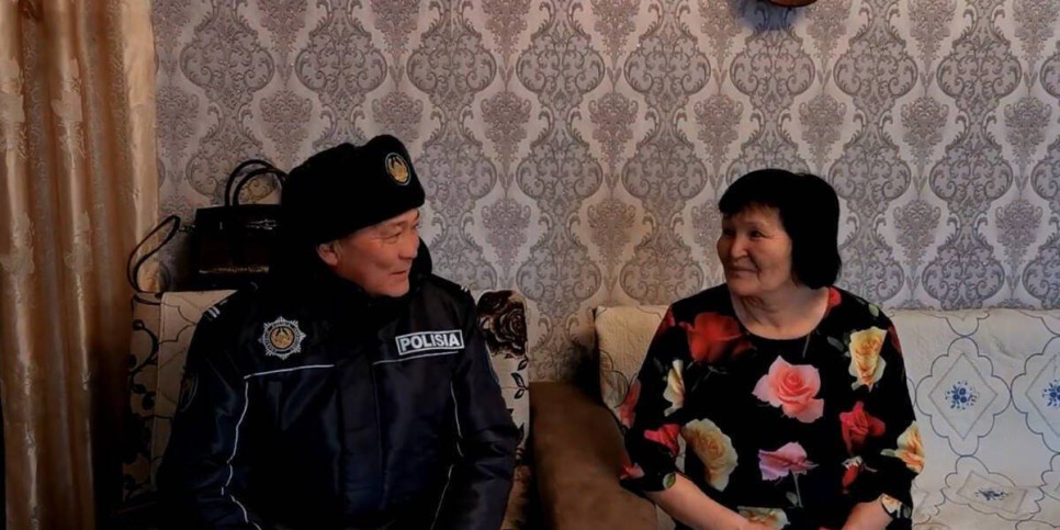 
                    За шесть лет ни одного преступления: чем занят участковый из непьющего села
                