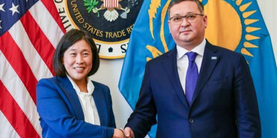 
                    Глава МИД РК провел переговоры с Торговым представителем США
                