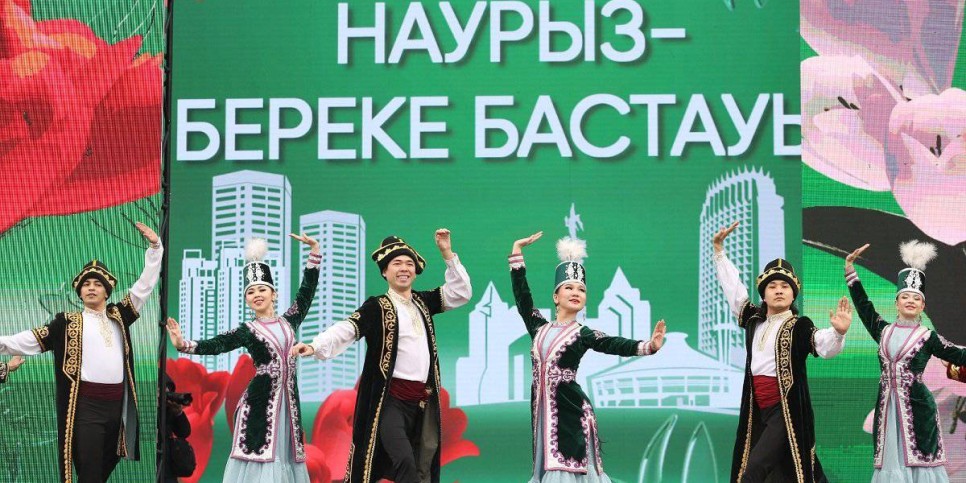 
                    Известные артисты поздравили алматинцев с Наурызом
                