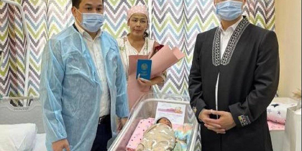 
                    День Шанырака: в Астане роженицам и малышам вручили подарки
                