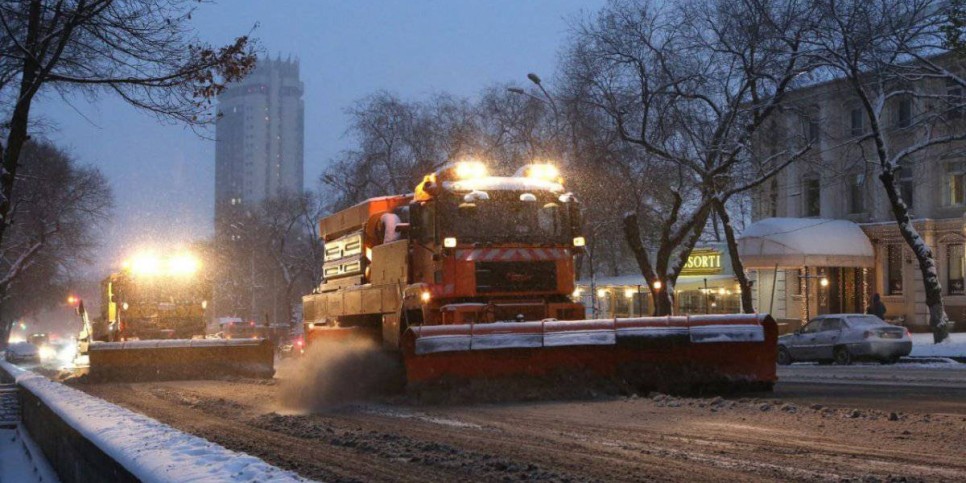 
                    На усиленный режим перевели коммунальные службы Алматы
                