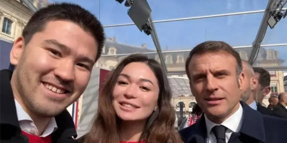 
                    Эмманюэль Макрон поздравил казахстанцев с помолвкой
                