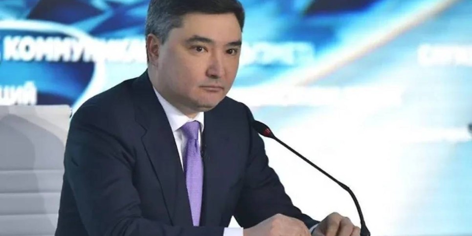 
                    Бектенов поздравил соотечественниц с Международным женским днем
                