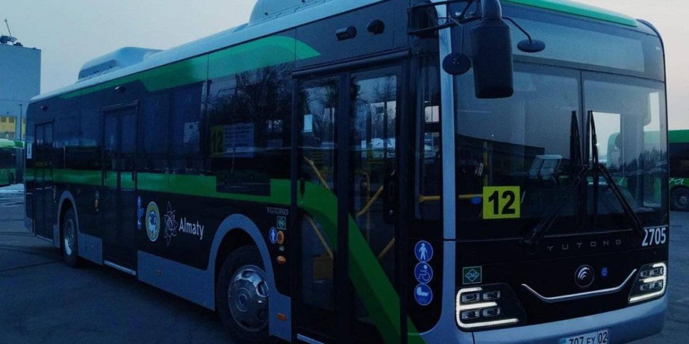 
                    В Алматы обновили автобусы на маршруте до «Медеу»
                