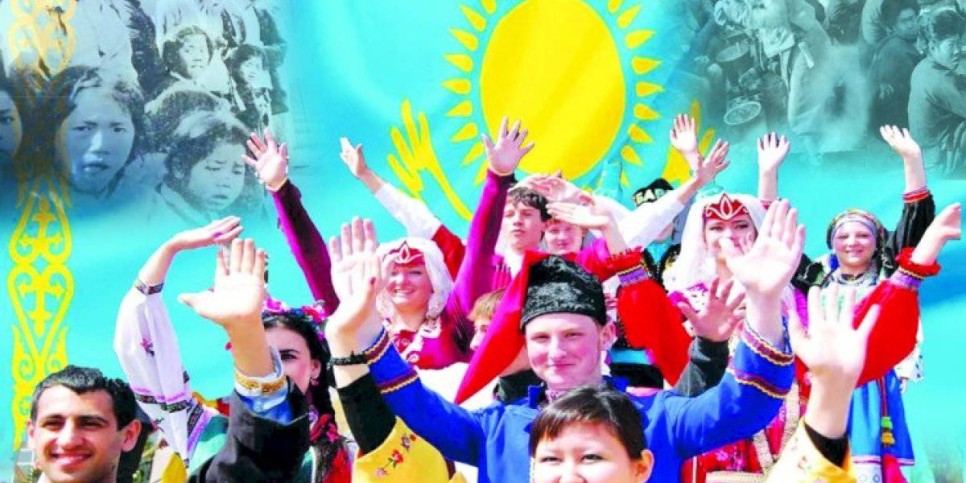 
                    Памятник благодарности
                