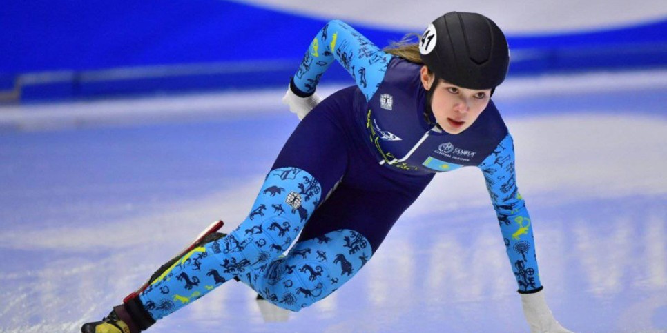 
                    Серебро выиграла казахстанка на чемпионате мира по шорт-треку среди юниоров
                