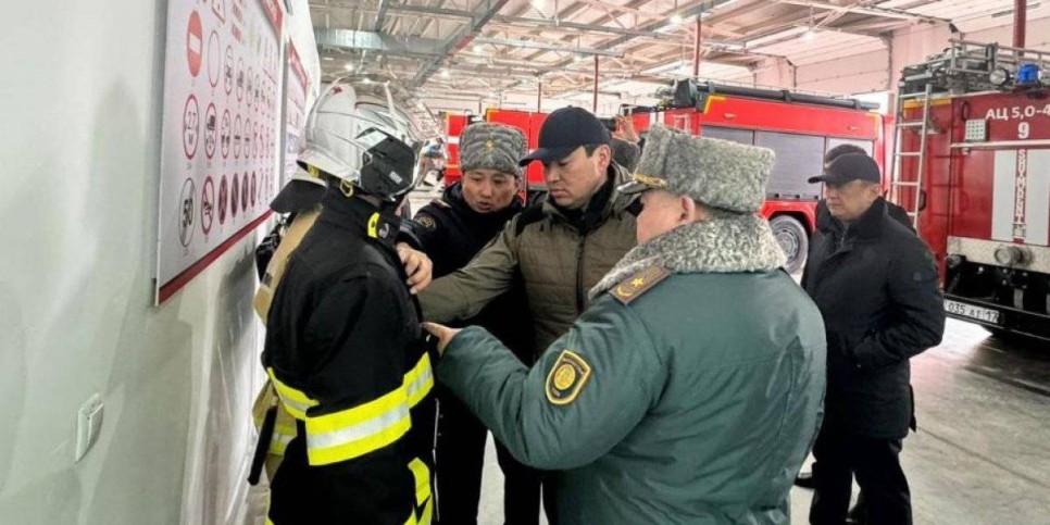 
                    Глава МЧС с рабочим визитом посетил Шымкент
                
