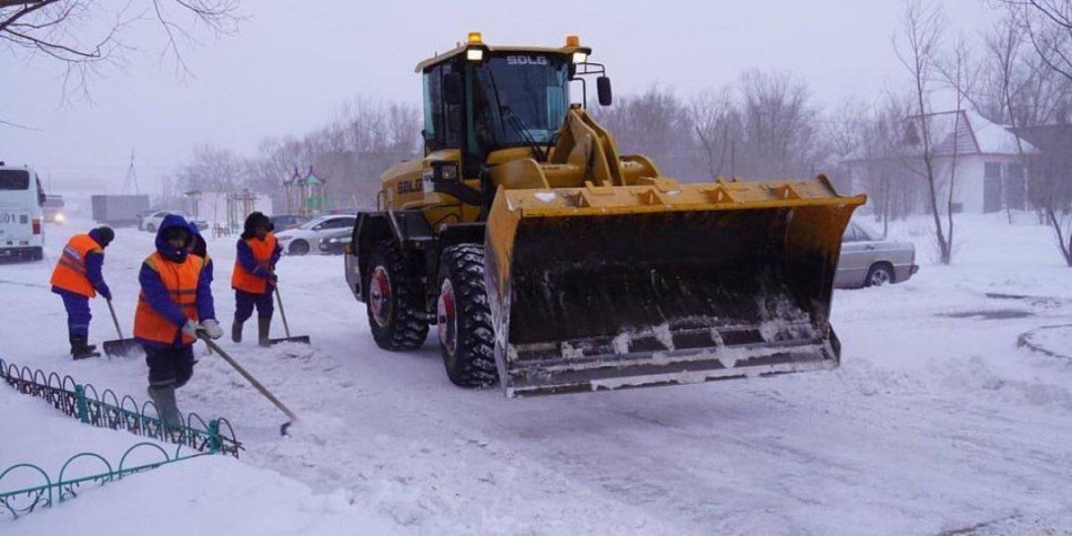 
                    Более 40 тыс. кубометров снега вывезли из Астаны за ночь
                