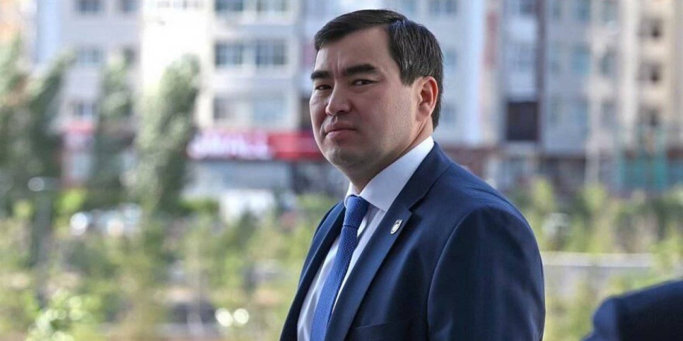 
                    Токаев назначил министра по ЧС
                