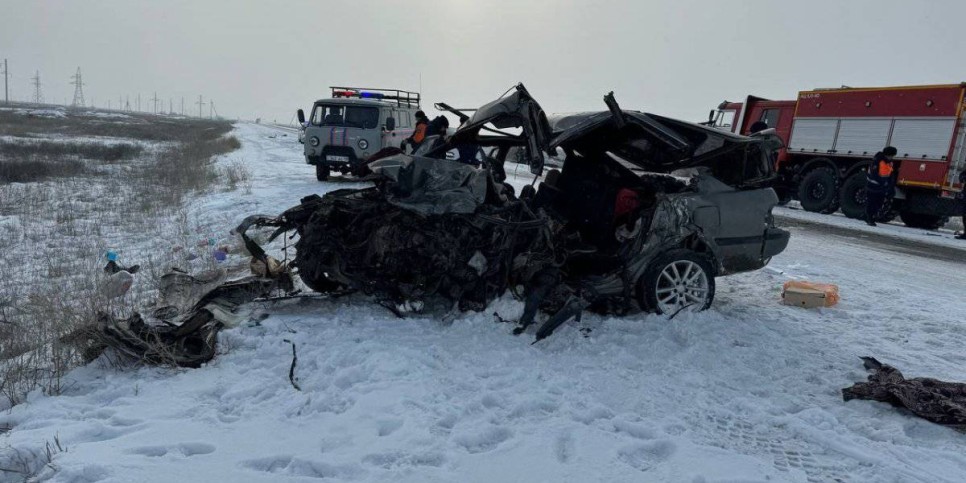 
                    Трое погибли в дорожной аварии в Жетісу
                