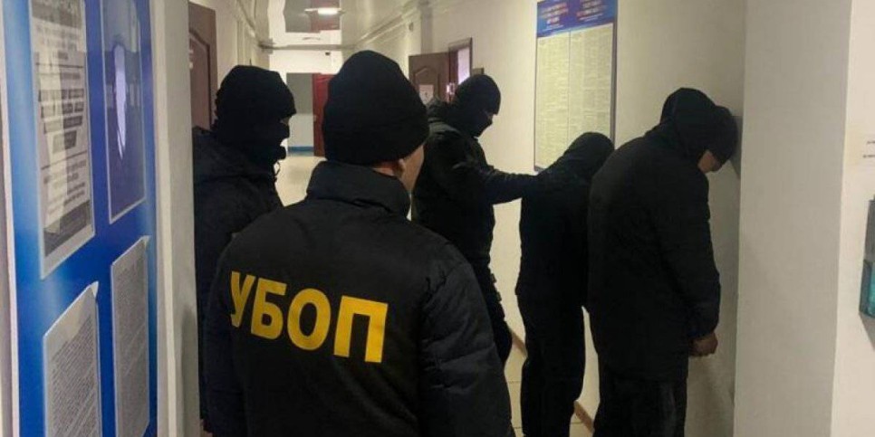 
                    «Слово пацана» по-казахски: молодежные ОПГ задержали в Павлодаре и Шымкенте
                