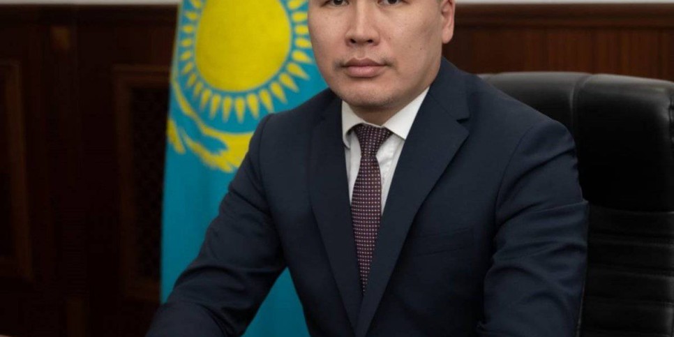 
                    Уволенный после коррупционного скандала экс-аким Павлодара получил новую должность
                