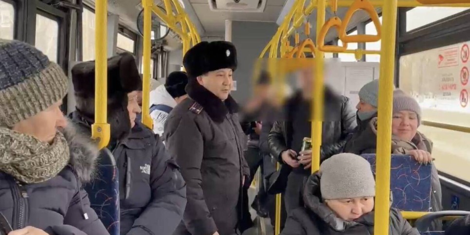 
                    «Помогите, в автобусе пьяный пассажир»: полиция Павлодара провела социальный эксперимент
                