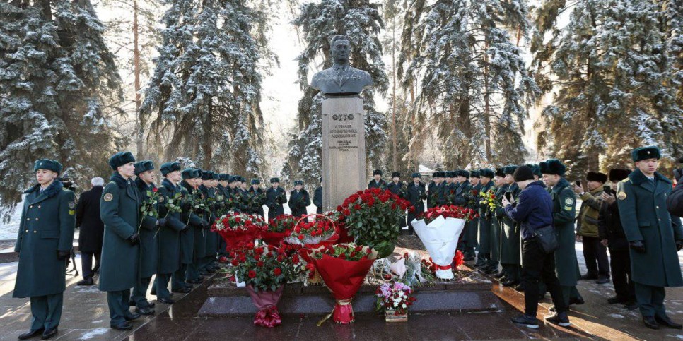 
                    112 лет со дня рождения Динмухамеда Кунаева: в Алматы прошло торжественное мероприятие
                