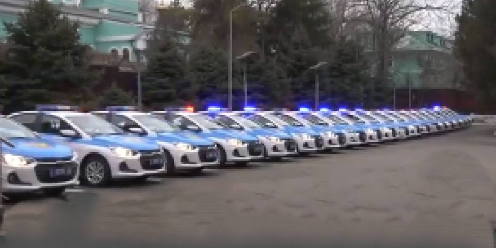 
                    Полиции Алматы выдали новые внедорожники
                