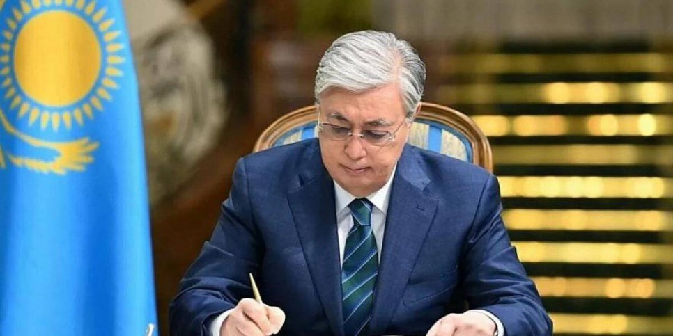 
                    Токаев подписал закон о недропользовании и экологии
                