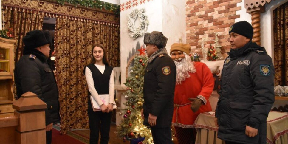 
                    Полицейские Карагандинской области перешли на усиленный вариант несения службы
                