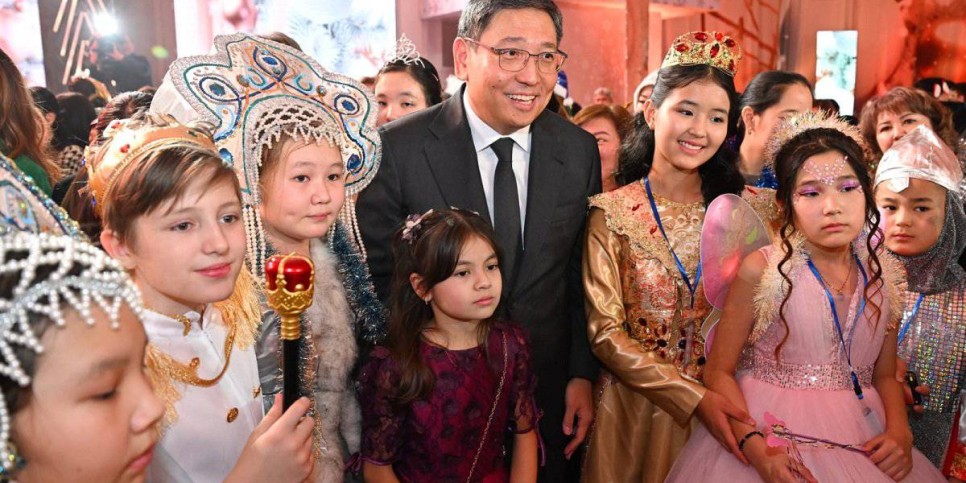
                    Президентская новогодняя елка состоялась в Алматы
                