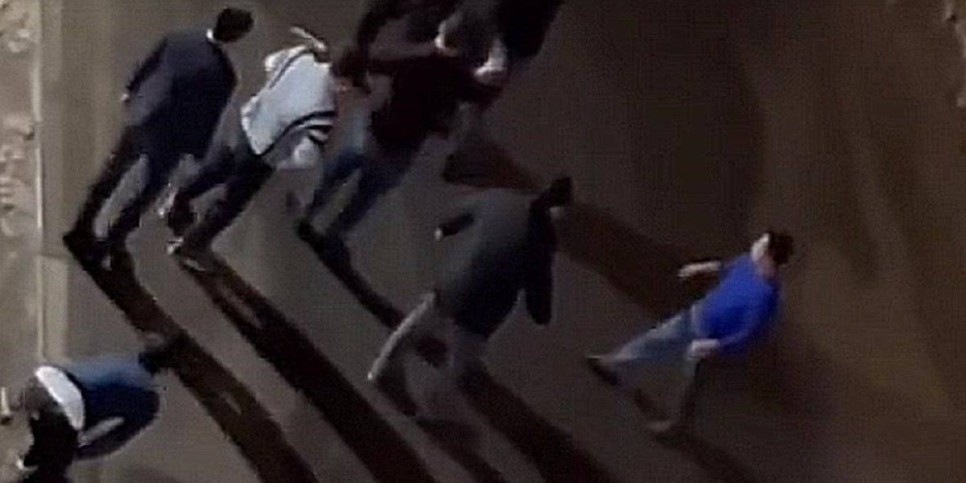 
                    «В ход пошел булыжник». Массовая драка произошла у спортивного бара в Актау
                