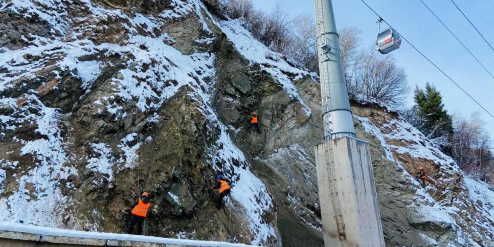 
                    Изменен график пропускного режима по дороге Медеу – Шымбулак
                