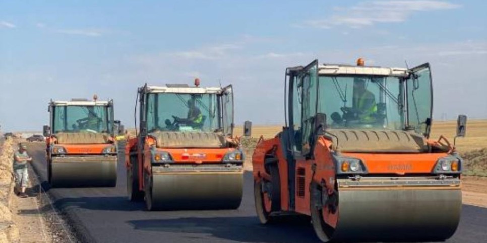 
                    В Казахстане завершаются крупные дорожные долгострои
                