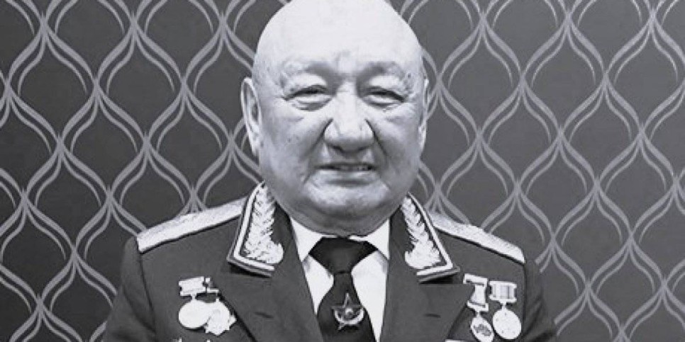 
                    В Алматы скончался видный военный деятель генерал Алмасбек Абдрахманов
                
