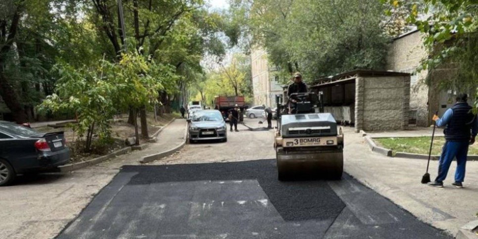 
                    Аким Ауэзовского района рассказал о развитии дорожно-транспортной инфраструктуры
                