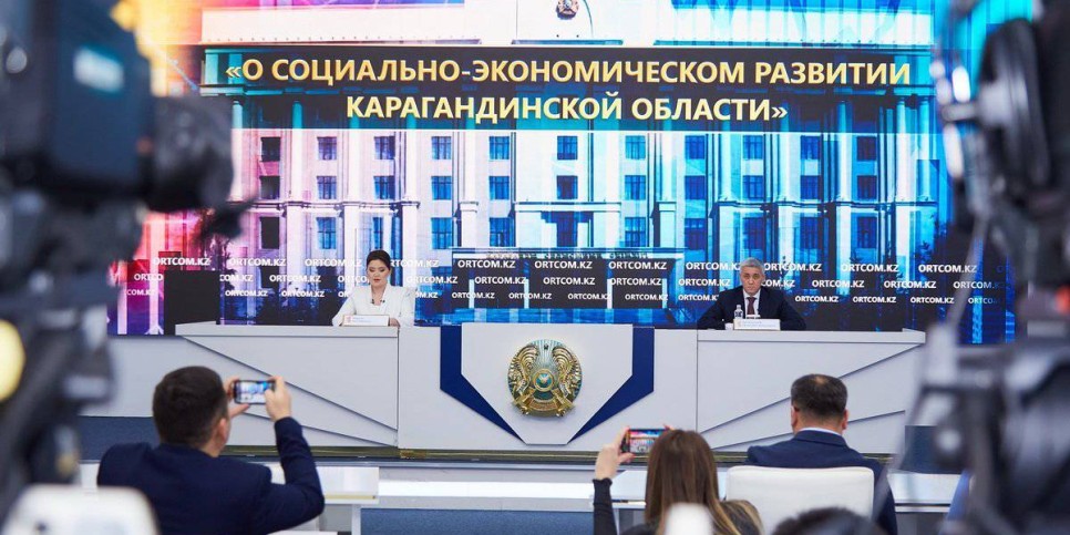 
                    «АрселорМиттал Темиртау» выплатил 10 годовых зарплат семьям погибших шахтеров
                