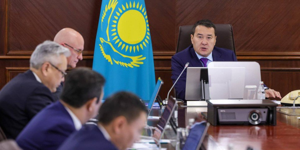 
                    Правительство обещает помочь сельхозпроизводителям
                