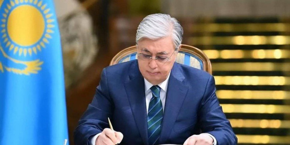 
                    Президент Казахстана подписал закон о введении института петиций
                