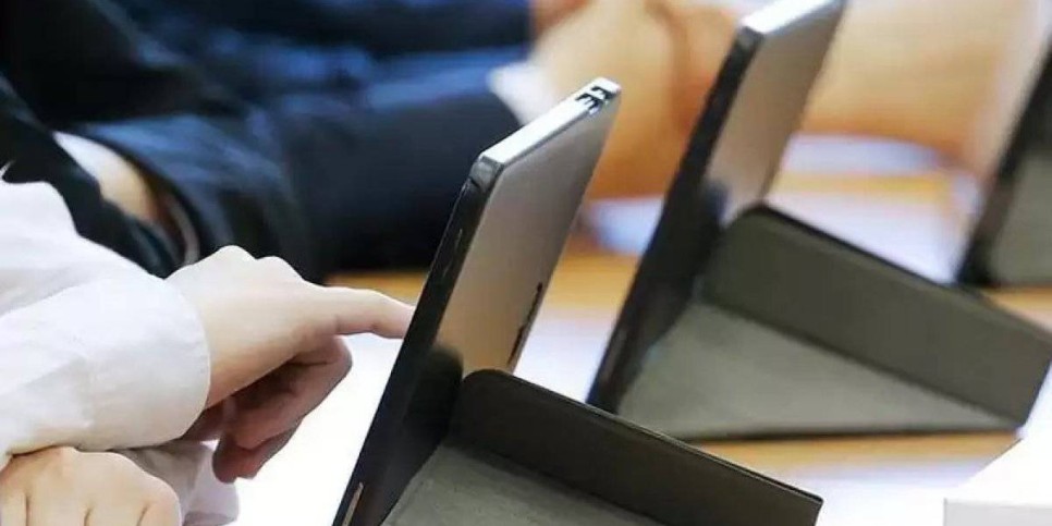
                    Государственные школы Алматы продолжат подписку на электронные учебники
                