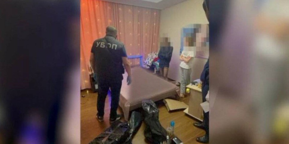 
                    В Казахстане накрыли транснациональную ОПГ, работающую в порноиндустрии
                