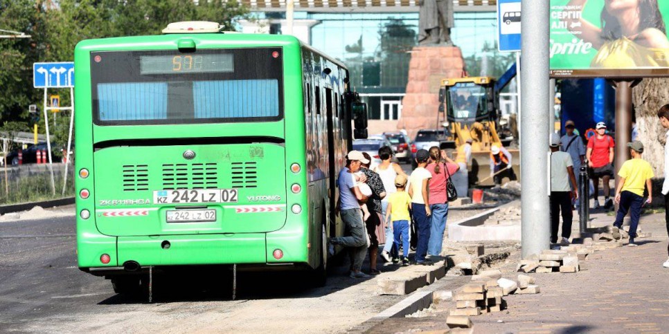 
                    В Алматы по проспекту Абая временно изменены схемы движения 18 маршрутов
                
