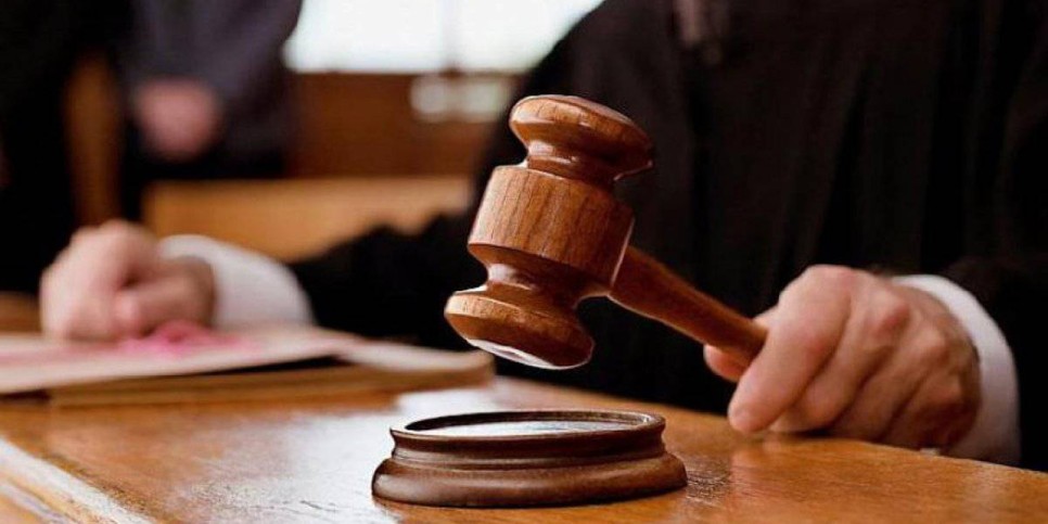 
                    В Семее полицейского осудили за пытки во время январских событий
                