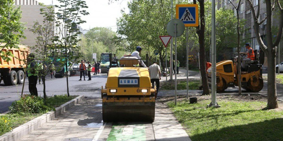 
                    Сколько нарушений выявили при ремонте дорог в Алматы
                
