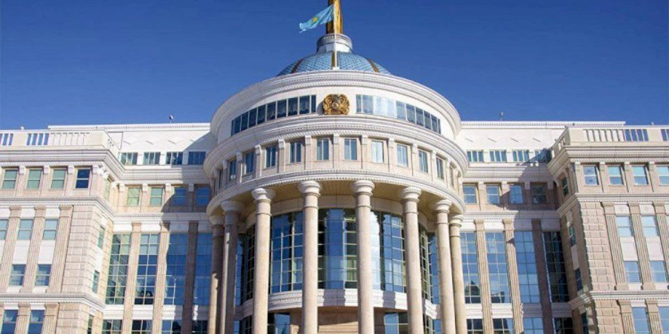 
                    Президент дал поручения главе «КазМунайГаза»
                