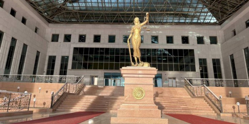 
                    ИП три года удерживал имущество арендатора, а после взыскал с него убытки за упущенную выгоду
                