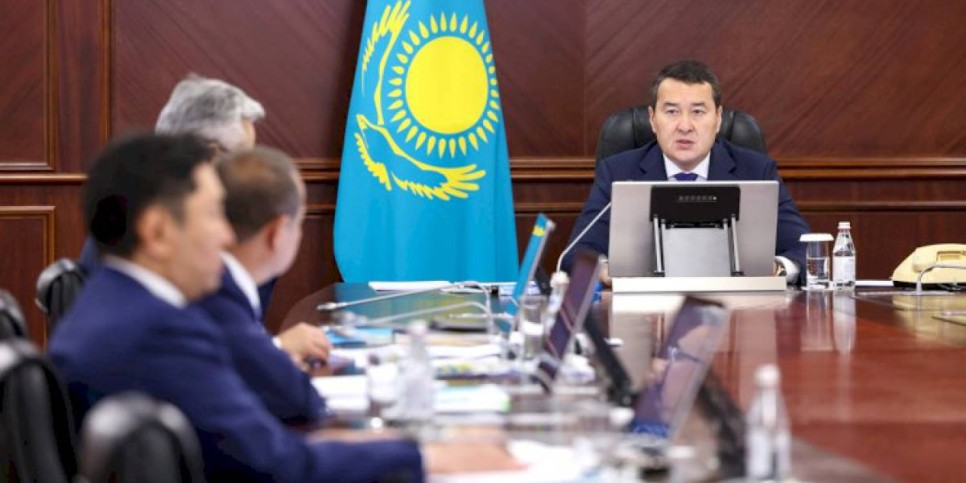 
                    Премьер-министр назвал провальной работу нескольких министерств по сдерживанию цен
                