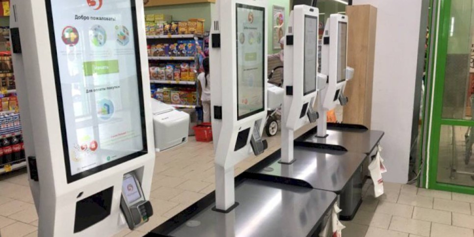 
                    Невакцинированных казахстанцев пугают отказом в продаже продуктов в супермаркетах
                