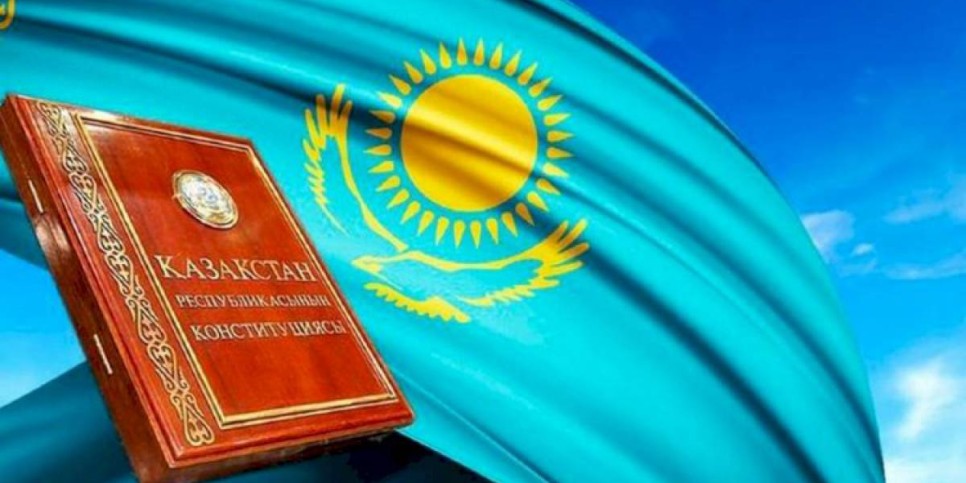 
                    Известные общественные деятели поздравили соотечественников с Днем Конституции Республики Казахстан
                