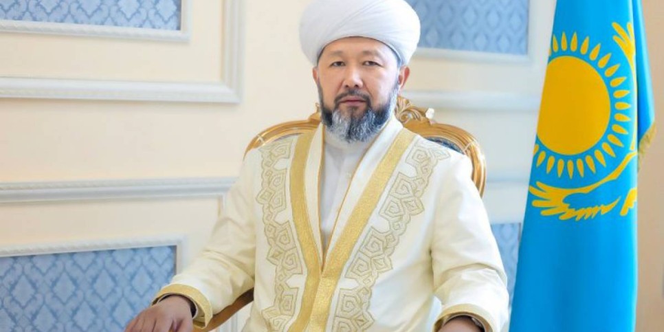 
                    Верховный муфтий Казахстана поздравил соотечественников с праздником Курбан айт
                