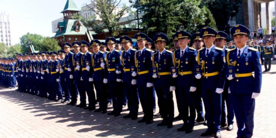 
                    Свыше трехсот молодых специалистов в скором времени пополнят ряды ВС РК
                
