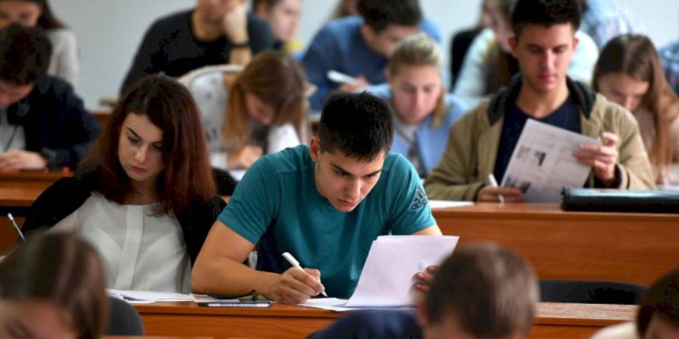
                    В Казахстане по решению суда закрыты три вуза-аутсайдера
                